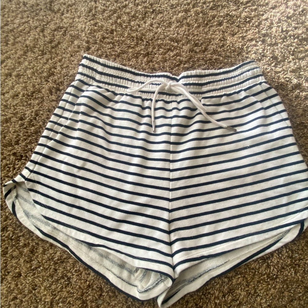 Stripped shorts
